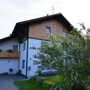 Apartment In Bavaria With Garden, Lechbruck
